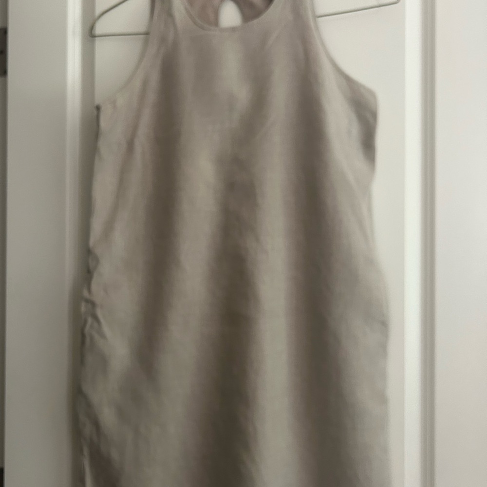 Tommy Bahama Light Gray Sleeveless Top